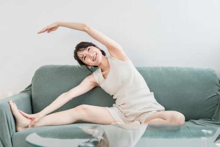 【零元美顏術】在家就能做！10天小顏瘦臉運動找回天鵝頸＆緊實輪廓線